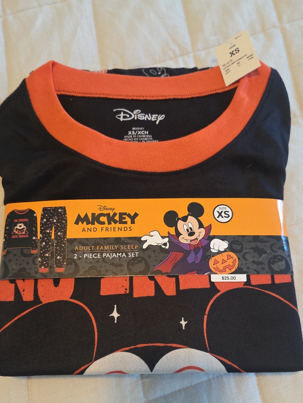 Disney Mickey and Friends Halloween Pajama Set NWT